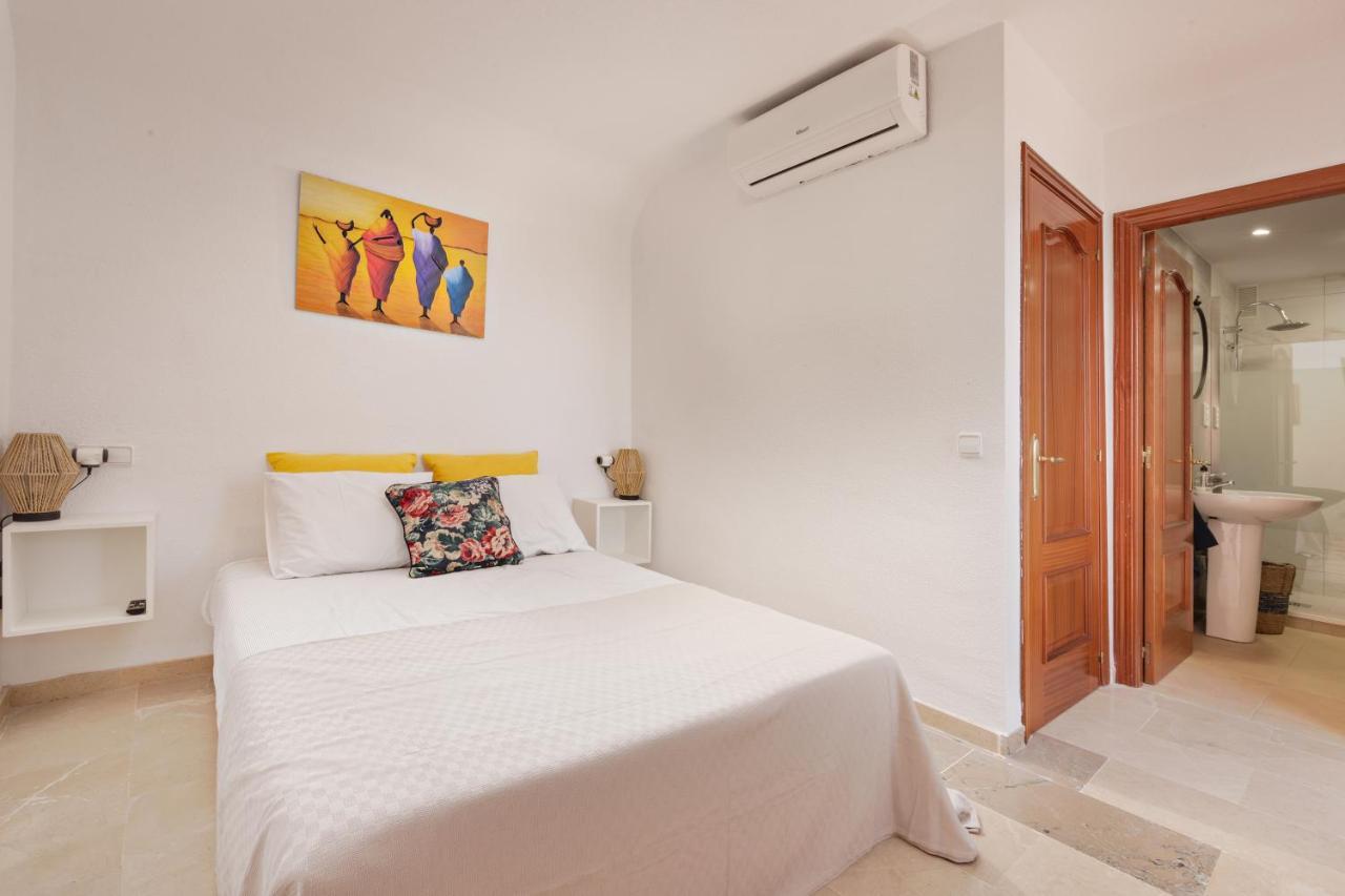 Fresh Penthouse Apartment With Great Sea Views カサーレス エクステリア 写真